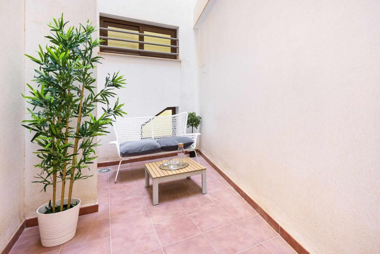 Pineapple Rosaleda 13 Apartment Málaga Exterior foto